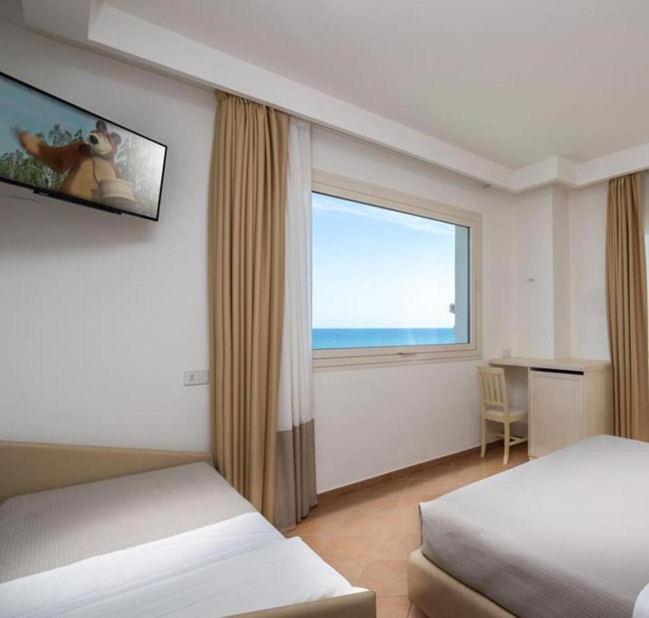 Trevi Family Resort Cattolica Exteriér fotografie
